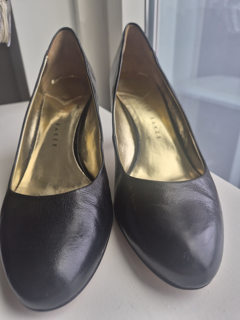 Ted Baker-Black Leather Women's Pumps-Classic Office Heel